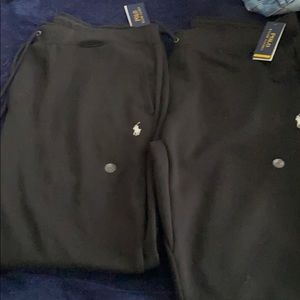Two polo sweats for men’s